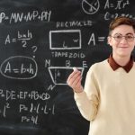 Как заинтересовать школьника математикой в 2024: стратегии и подходы